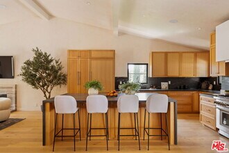 8628 Edwin Dr in Los Angeles, CA - Building Photo - Building Photo