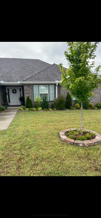 3068 E Coolridge St in Fayetteville, AR - Building Photo