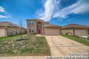2011 Fishing Stone in San Antonio, TX - Building Photo