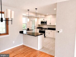9118 Kirkdale Rd in Bethesda, MD - Building Photo - Building Photo