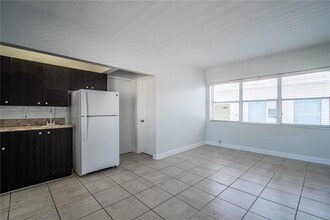 8315 Byron Ave in Miami Beach, FL - Building Photo - Building Photo