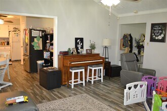 10530 Permian Dr in Sugar Land, TX - Building Photo - Building Photo