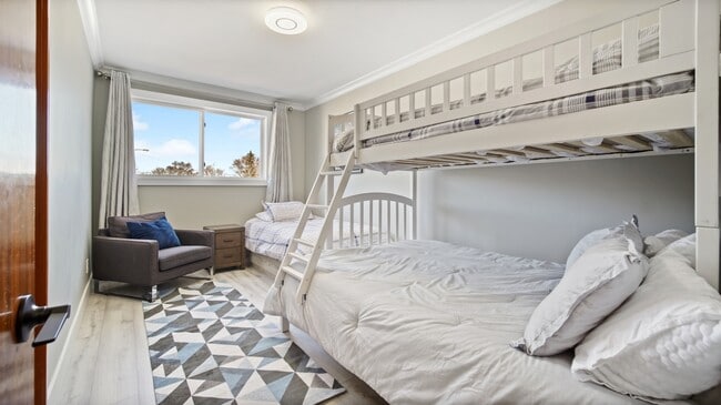 property at 4 Ayre Pl