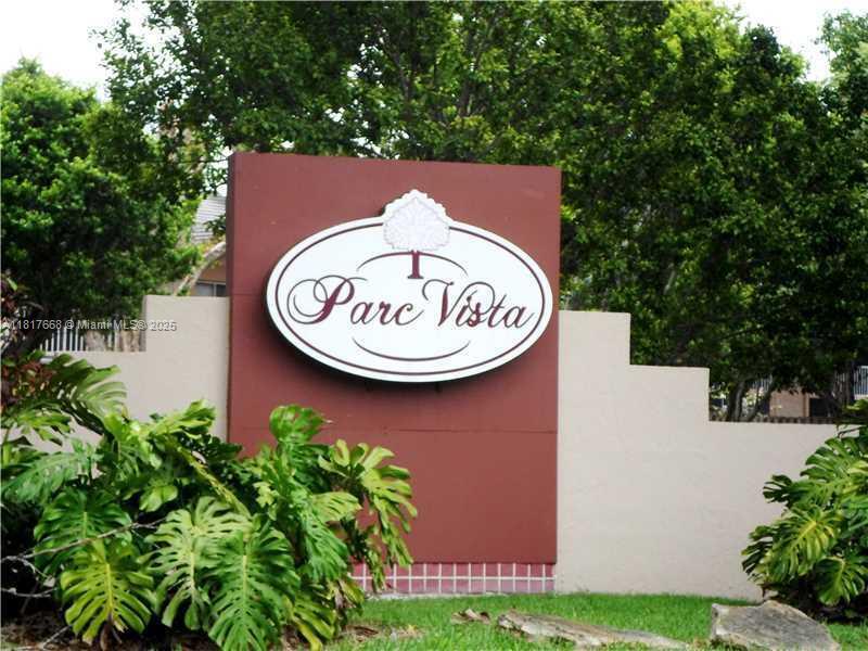 13900 SW 91st Terrace in Miami, FL - Building Photo