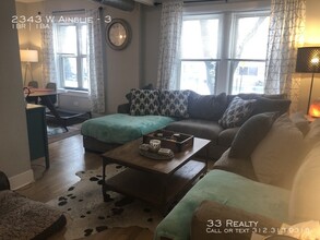2343 W Ainslie St-Unit -3 in Chicago, IL - Building Photo - Building Photo