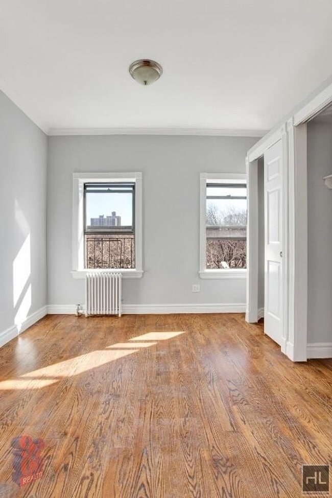 Avenue A in New York, NY - Foto de edificio - Building Photo