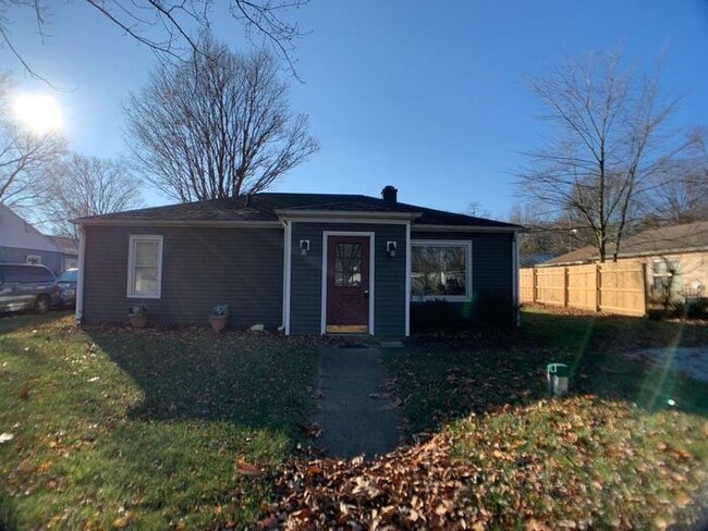1826 Miller Dr in Niles, MI - Building Photo - Building Photo