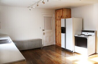 49 George St in Burlington, VT - Building Photo - Building Photo