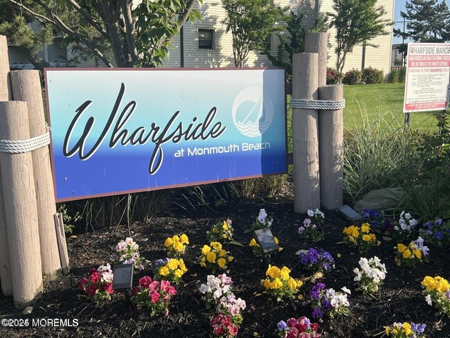 24 Wharfside Dr in Monmouth Beach, NJ - Building Photo - Building Photo
