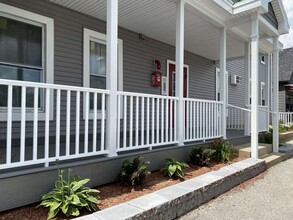 4 Martin St in Derry, NH - Building Photo - Building Photo