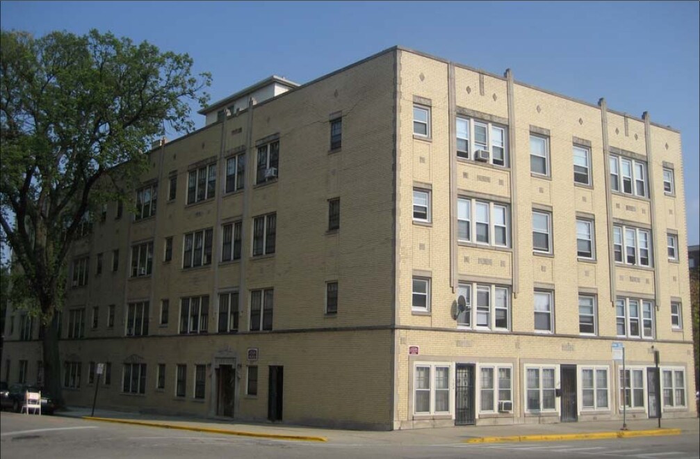 Forest Hall Apartments in Forest Park, IL - Foto de edificio