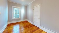 285 Medford St, Unit 2 in Somerville, MA - Foto de edificio - Building Photo