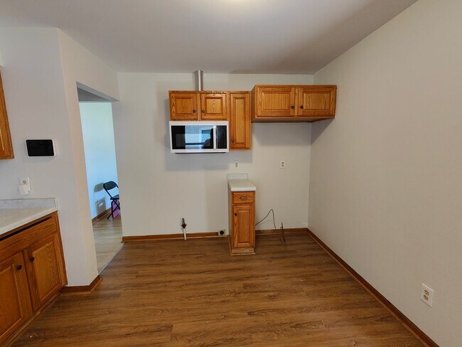5921 N 66th St in Milwaukee, WI - Building Photo - Building Photo