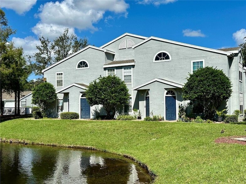 1606 Columbia Arms Cir, Unit 224 in Kissimmee, FL - Building Photo