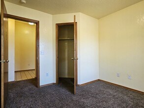 205 N Eastgate Dr in Yukon, OK - Building Photo - Building Photo