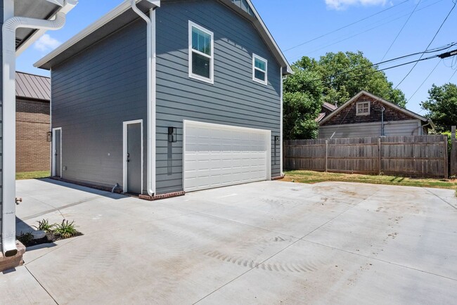 1123 S Delaware Pl in Tulsa, OK - Building Photo - Building Photo