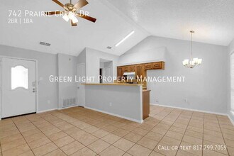 742 Prairie Creek Dr in Princeton, TX - Building Photo - Building Photo