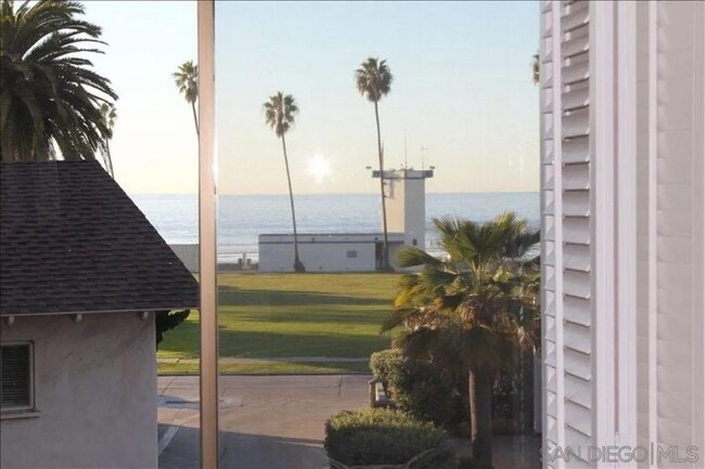 8263 Camino Del Oro, Unit 279 in San Diego, CA - Building Photo - Building Photo