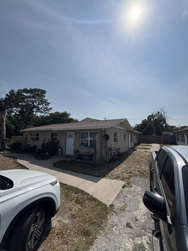 1624 Coral Way in Largo, FL - Building Photo - Building Photo