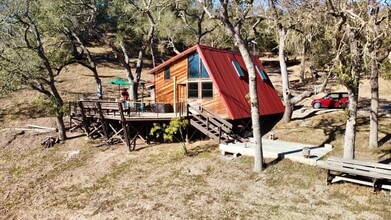 3 Calzada Ave in Santa Ynez, CA - Building Photo - Building Photo