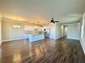 814 NE Hts Ln in Bentonville, AR - Building Photo