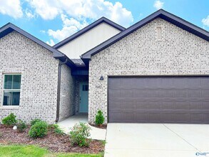 11073 Wayland Rdg Dr in Madison, AL - Building Photo - Building Photo