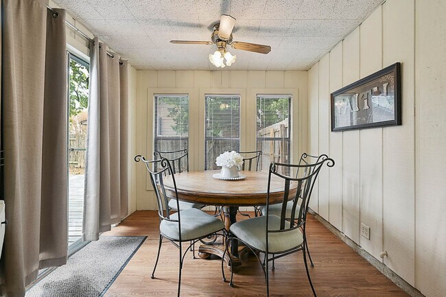 3906 Sioux Cir in Bryan, TX - Building Photo - Building Photo