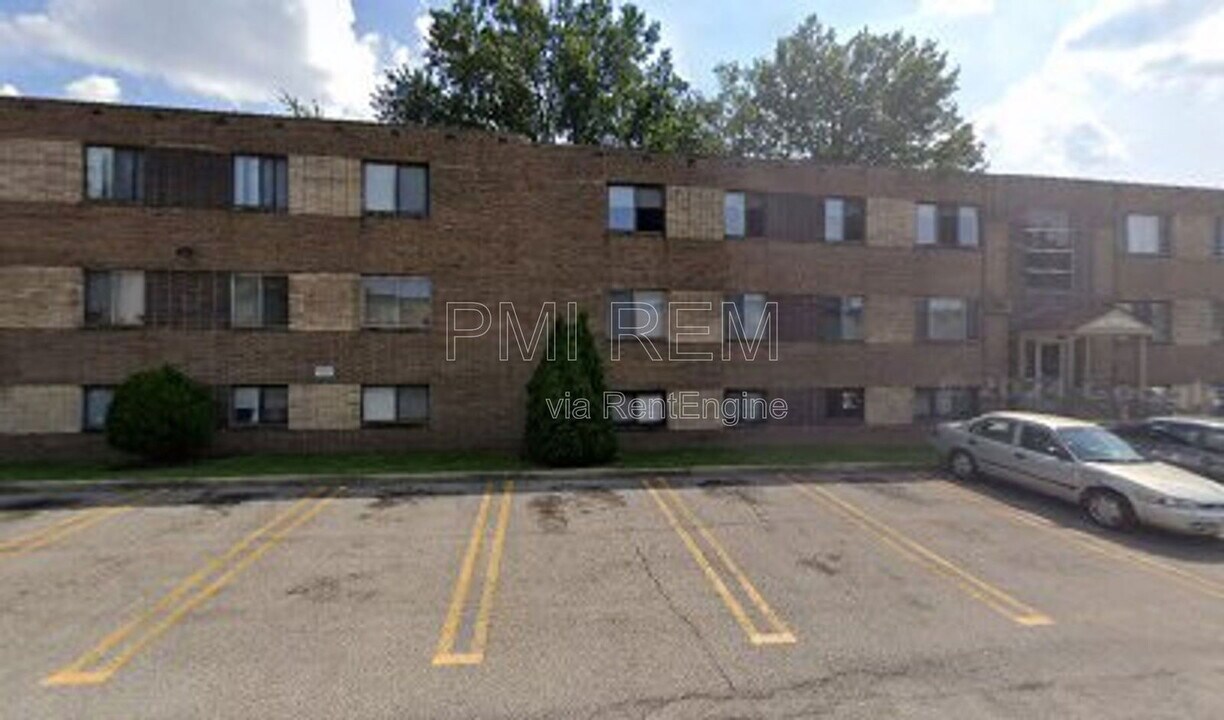 14405 Triskett Rd in Cleveland, OH - Building Photo