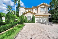 11233 NW 71st Terrace in Doral, FL - Foto de edificio - Building Photo