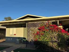 1944 E Robson Cir in Bullhead City, AZ - Building Photo - Building Photo