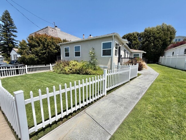 property at 834 Penn St