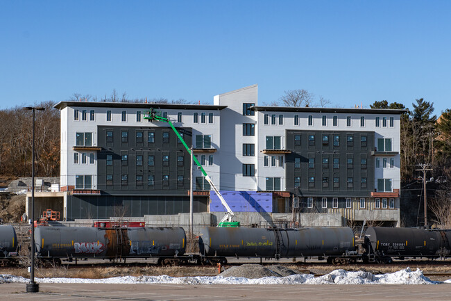 The Portside Residences in Quincy, MA - Building Photo - Building Photo