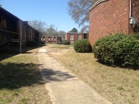 Watkins Manor in Memphis, TN - Foto de edificio - Building Photo