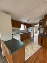 7033 J D Randolph Rd in Baxter, TN - Building Photo - Building Photo