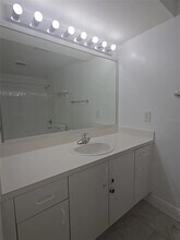 13215 Villa Vista Dr in Orlando, FL - Building Photo - Building Photo