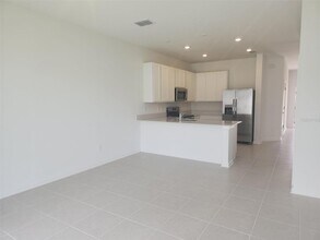 2628 Armstrong Ave in Clermont, FL - Building Photo - Building Photo