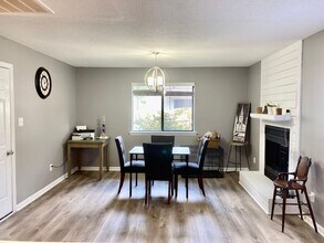 407 Sitton Pl in Jacksonville, NC - Building Photo - Building Photo