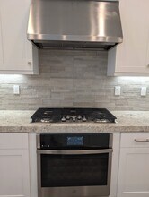 27414 N Arborview Ln in Valencia, CA - Building Photo - Building Photo