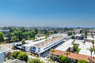 Windward Sea Apartments in Northridge, CA - Building Photo - Building Photo
