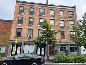 323 E Water St in Syracuse, NY - Building Photo - Building Photo