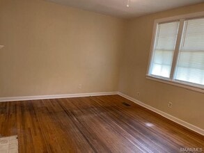121 Oak Forest Dr in Montgomery, AL - Building Photo - Building Photo