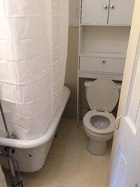 241 N Thomas St photo'