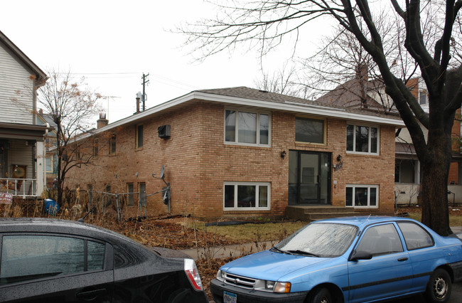 3124 Girard Ave S in Minneapolis, MN - Building Photo - Building Photo