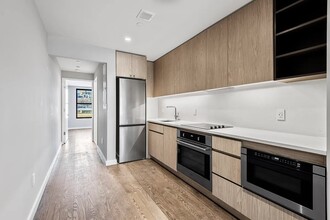 188 1st Ave. in New York, NY - Building Photo - Building Photo