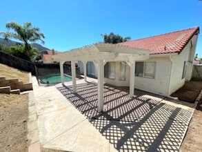 31141 Vía Gilberto in Temecula, CA - Building Photo - Building Photo