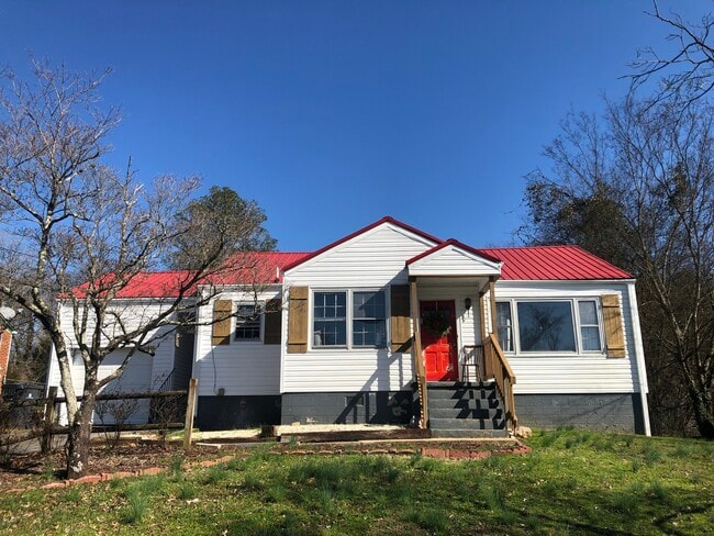 property at 3608 S Haven Rd