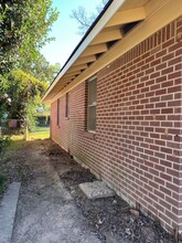 825 Kimbrough St in Shreveport, LA - Foto de edificio - Building Photo