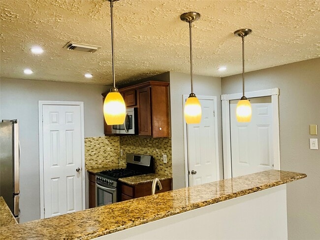 11827 Moss Branch Rd in Houston, TX - Building Photo - Building Photo