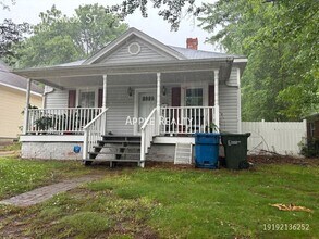 2208 W Knox St in Durham, NC - Building Photo - Building Photo