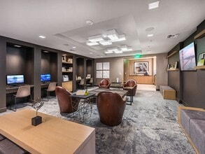 808 West Apartments in San Jose, CA - Foto de edificio - Building Photo